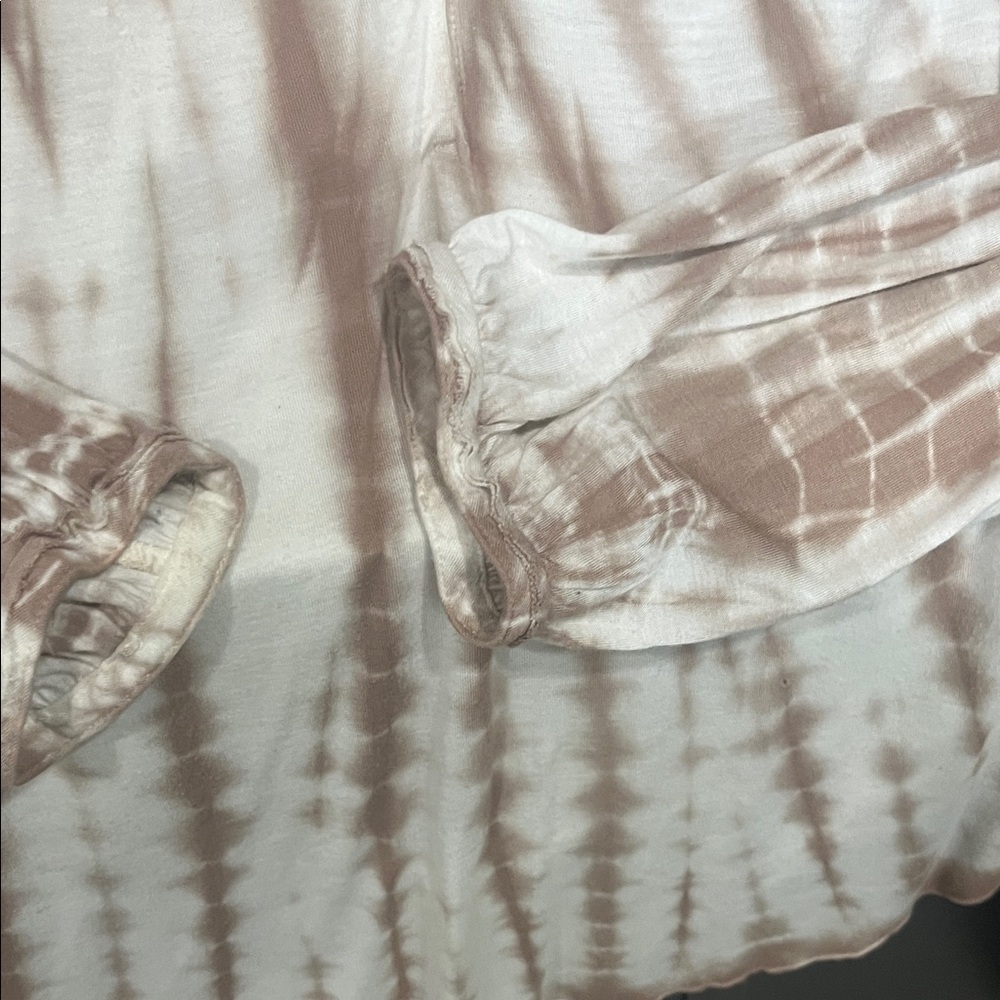 Young Fabulous & Broke Beige Tie-Dye Blouse - Picture 9 of 14